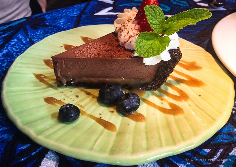 dessert at Mama's Fish House on Maui