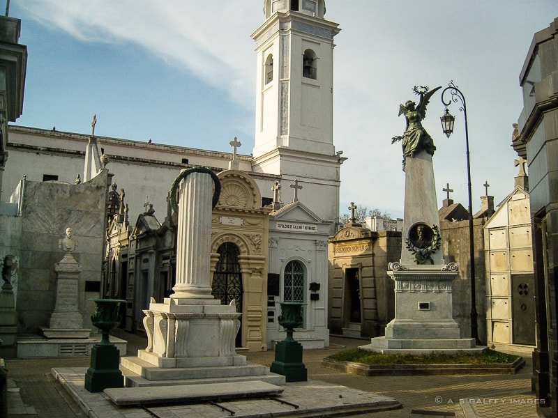 La Recoleta Cemetery