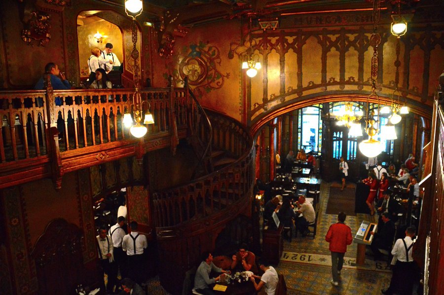 Caru cu Bere, a historic restaurant in Bucharest