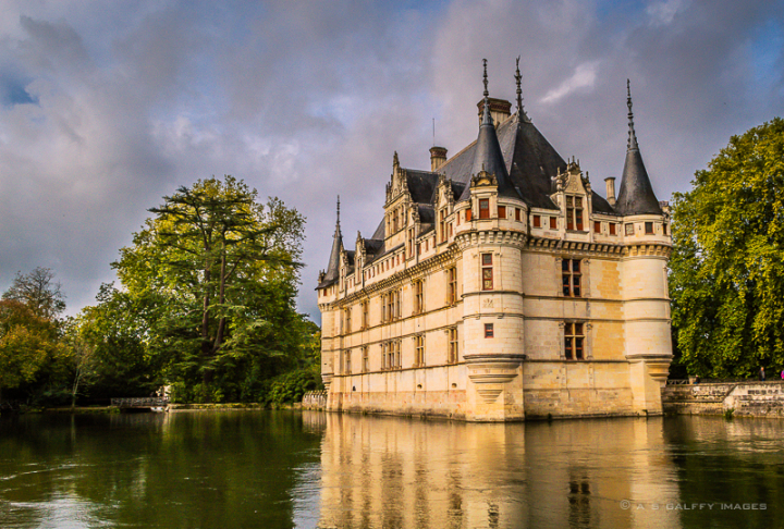 Chateau Azay le Rideau - a Hidden Gem in the Loire Valley