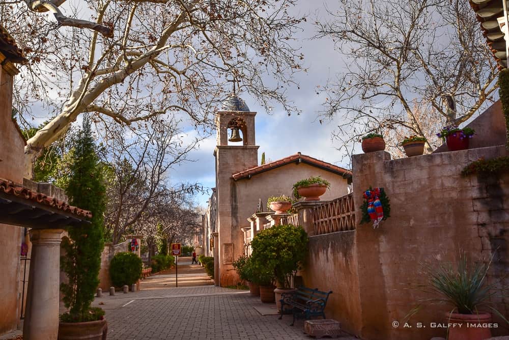 Visiting the Tlaquepaque Village