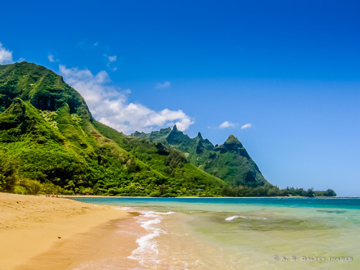 12 Best Beaches in Kauai – Which One is Your Perfect Spot?