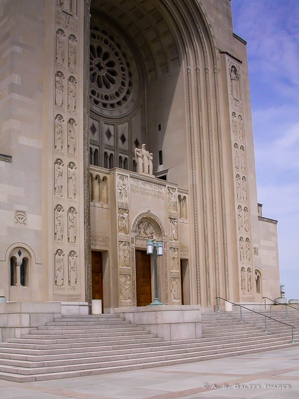 Entrance of the Basilica of the National Shrine in Washington