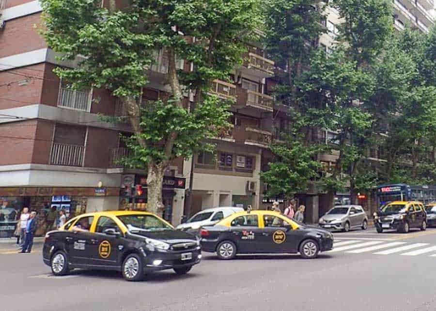 Cabs in Buenos Aires