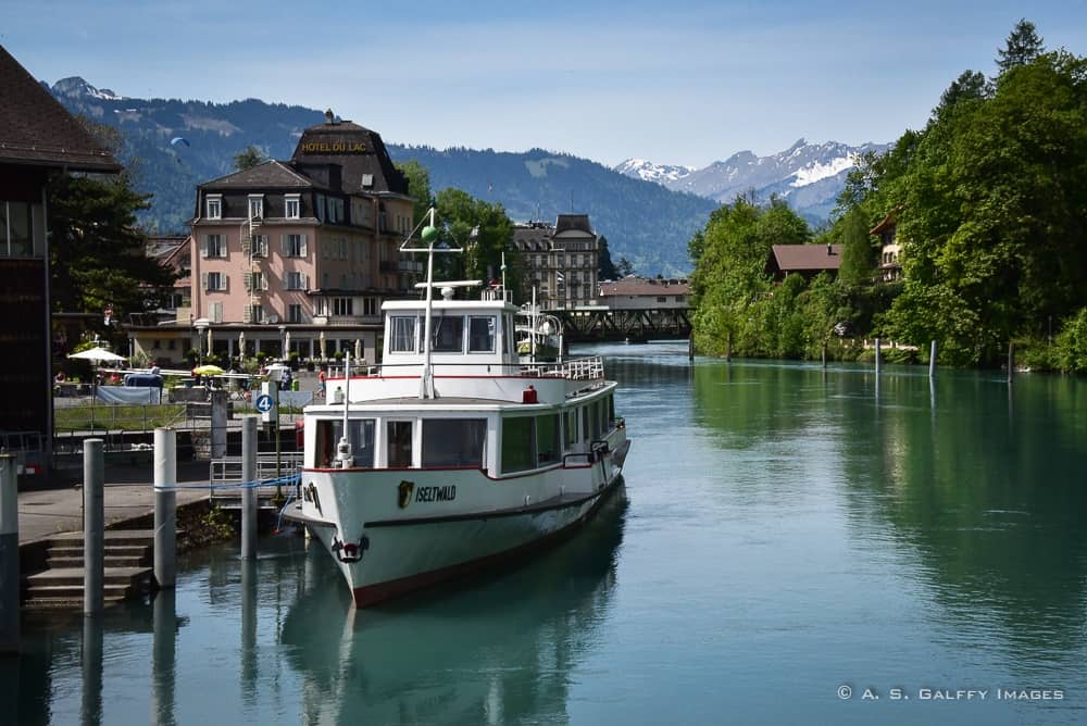 Cruise boat on Lake Brienz - things to do in Interlaken