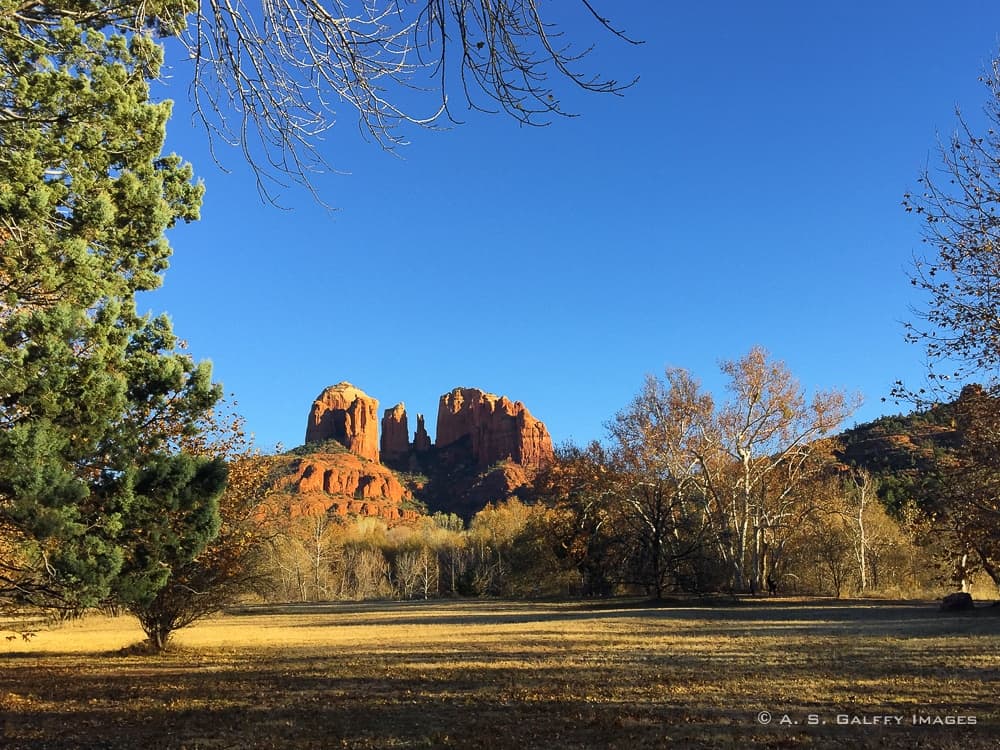 hiking to the Cathedral Rock in Sedona