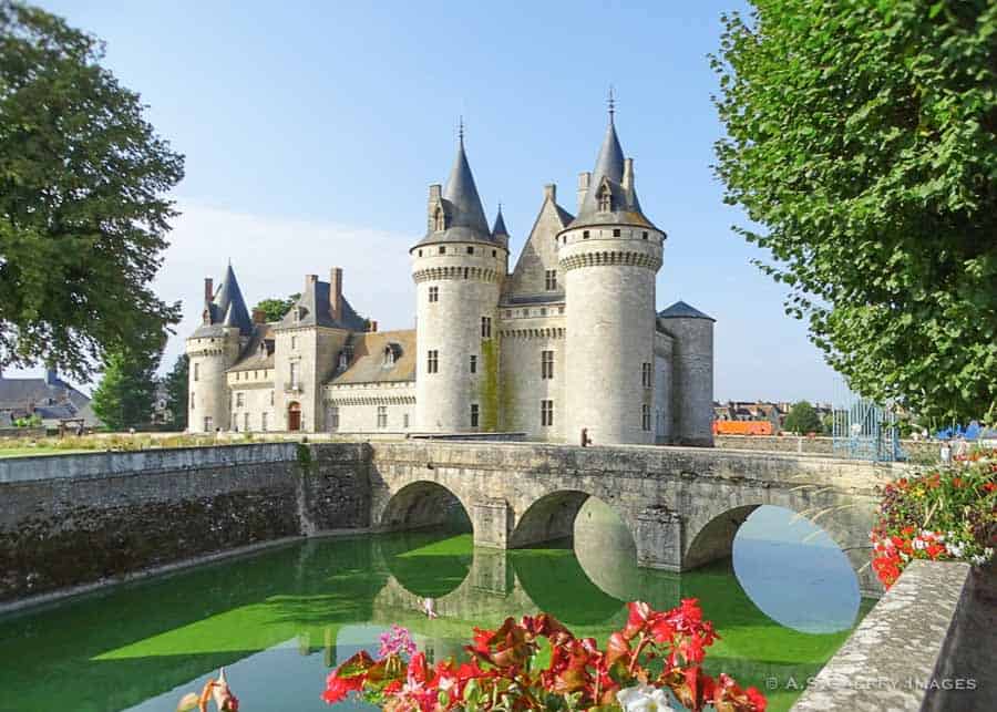 Chateau de Sully Sur Loire