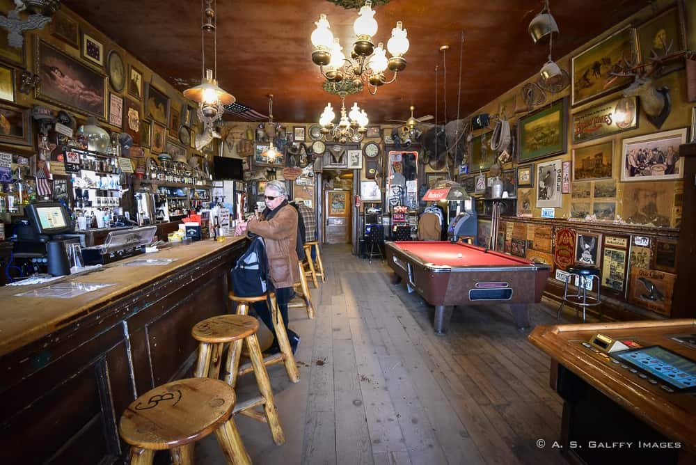 Inside Genoa Bar