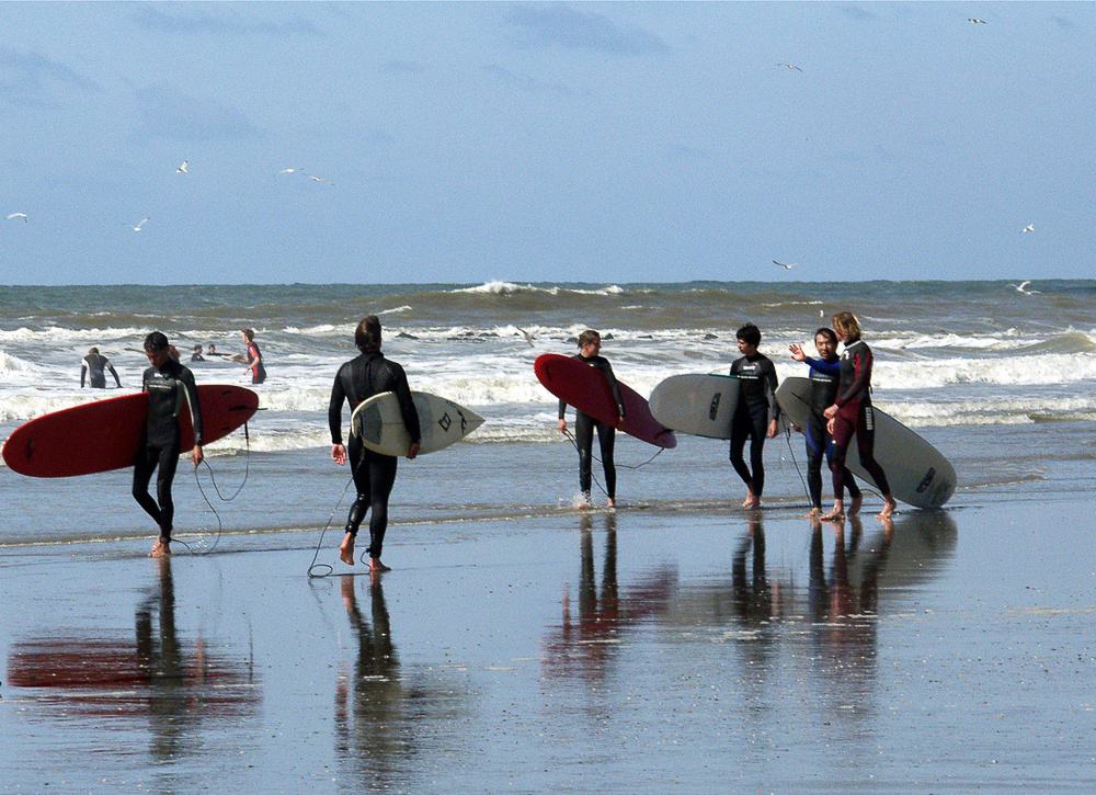Surfboarding, one of the best things to do in Oxnard