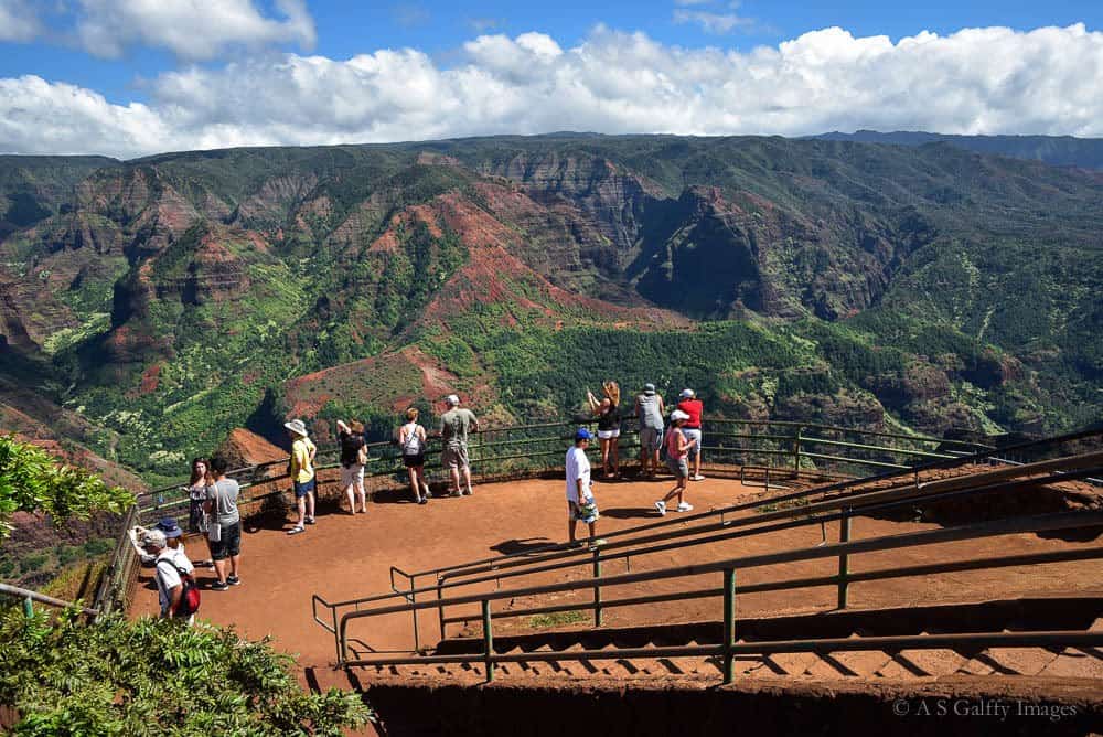 Kauai activities: hiking 