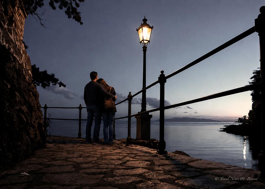 Evenings are especially atmospheric in Lungomare