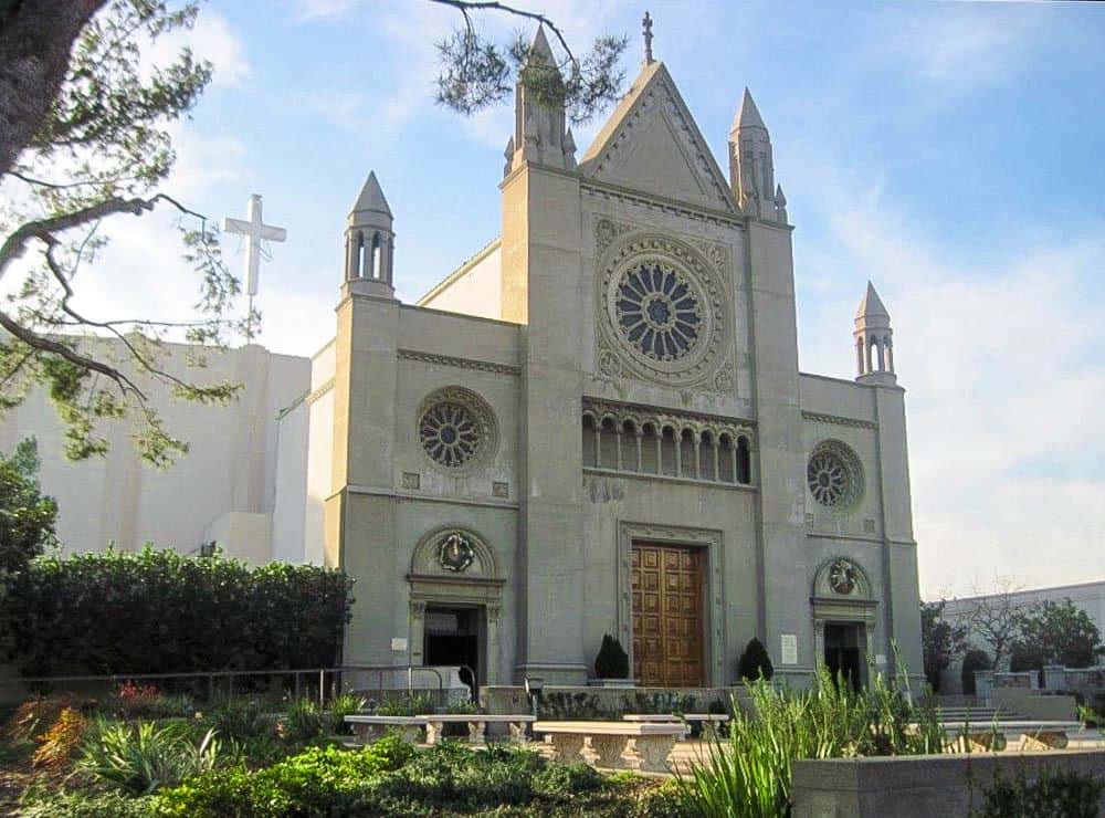 Hall of the Resurrection at the Forest Lawn in Glendale (the resting place of The Crucifixion painting)