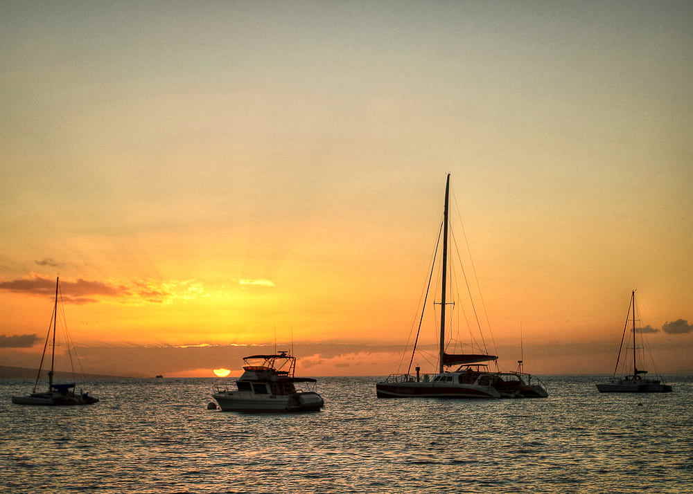 sunset in Maui vs on the Big Island