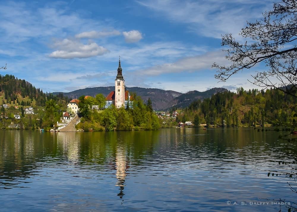 Day Trip to Lake Bled from Ljubljana – a First Time Visitor's Guide