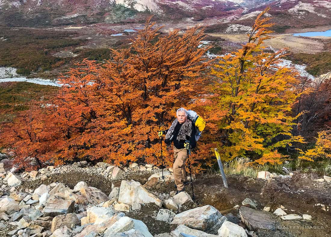 Hiking down from Laguna de Los Tres