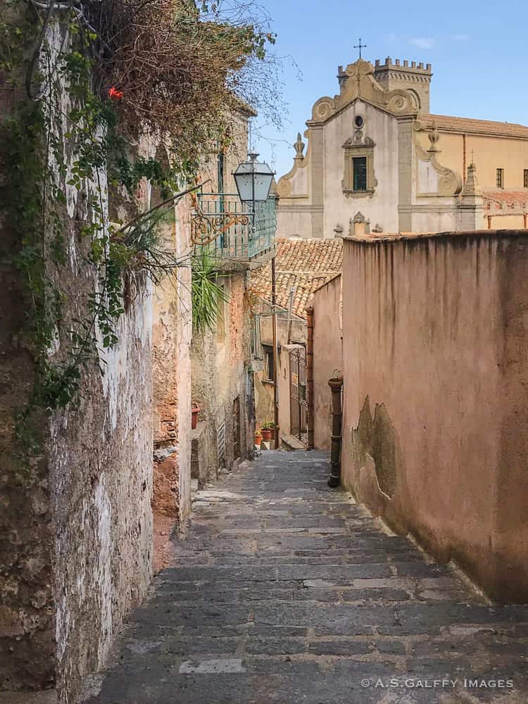 Narrow street in Sicily