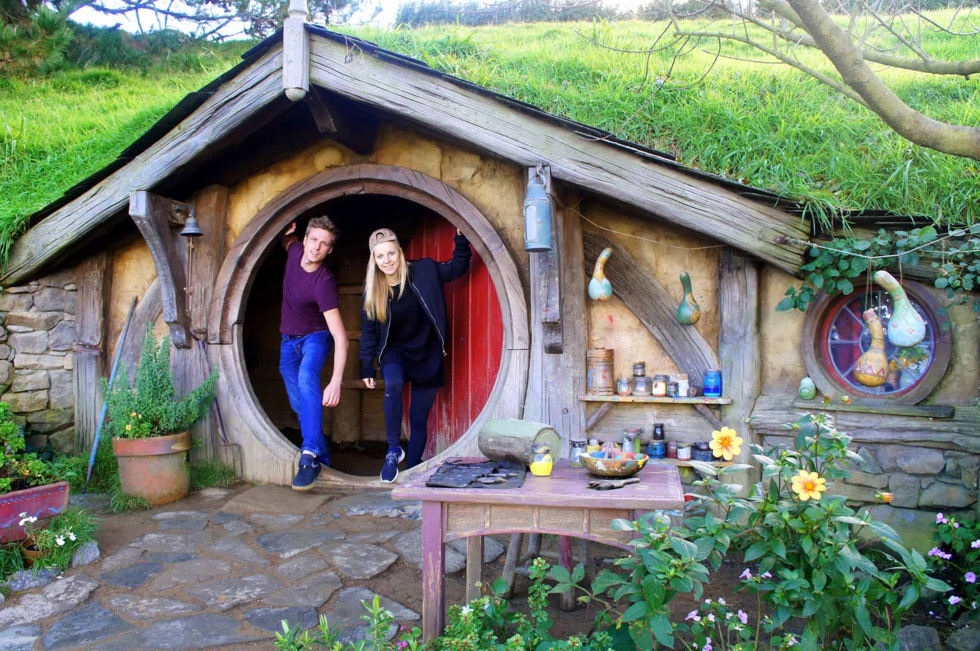 Visiting-the-Hobbiton-New-Zealand