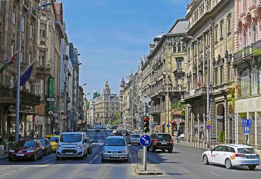 tips for parking in Budapest