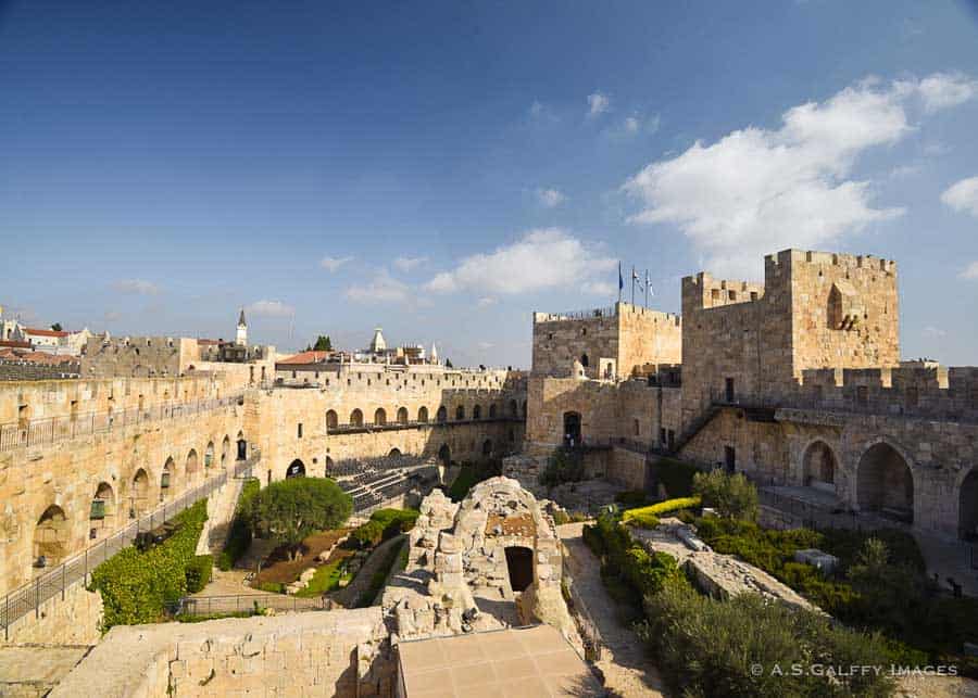 must visit places in jerusalem