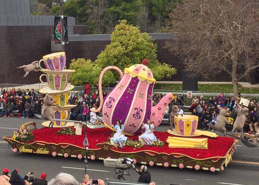 Float at the Pasadena Rose Parade