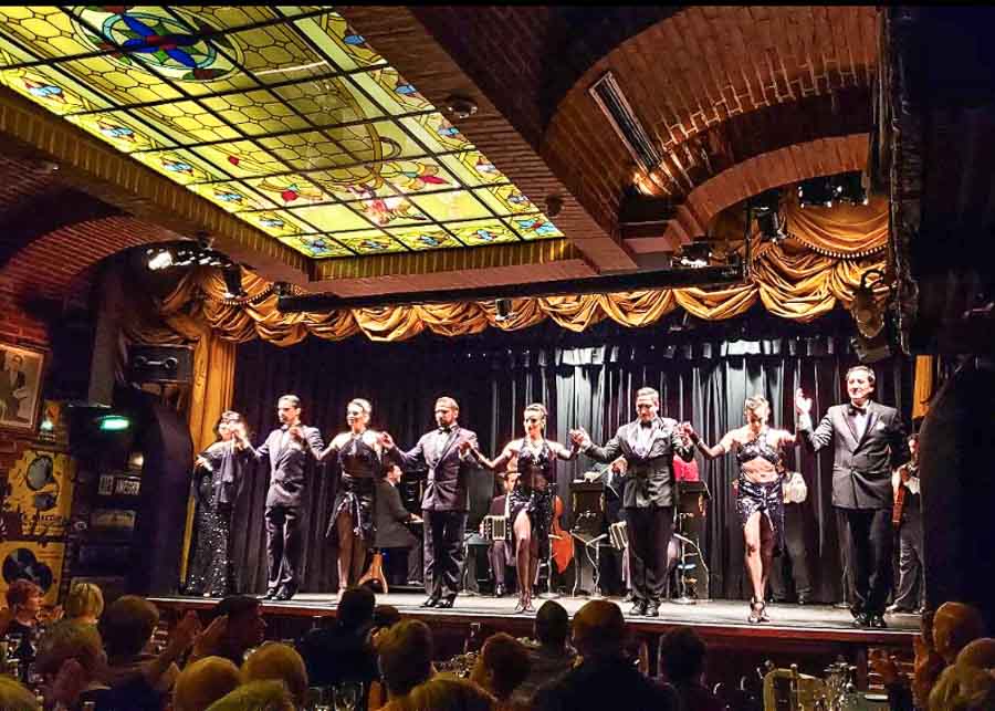 The historic theater of La Ventana in Buenos Aires