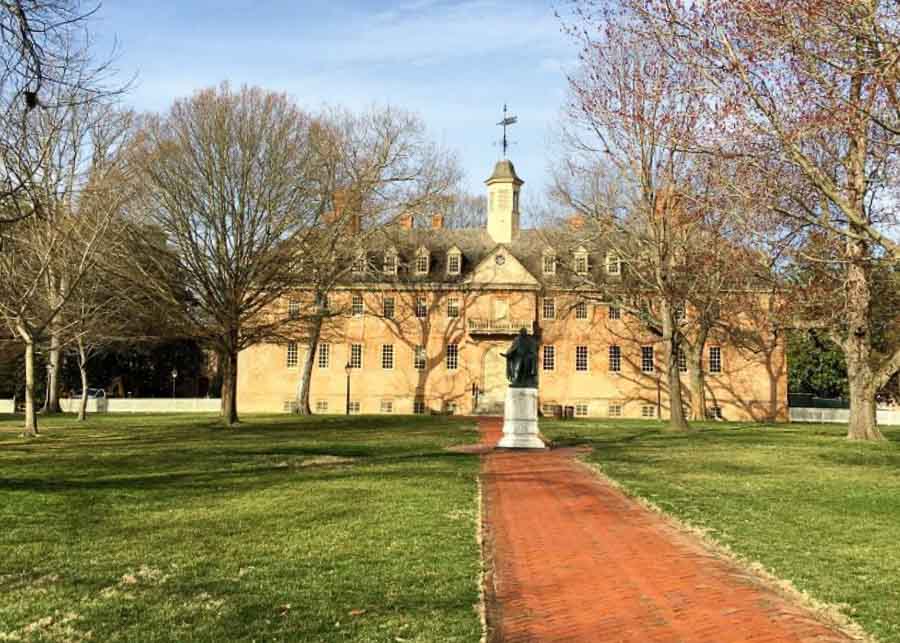 Visiting Colonial Williamsburg