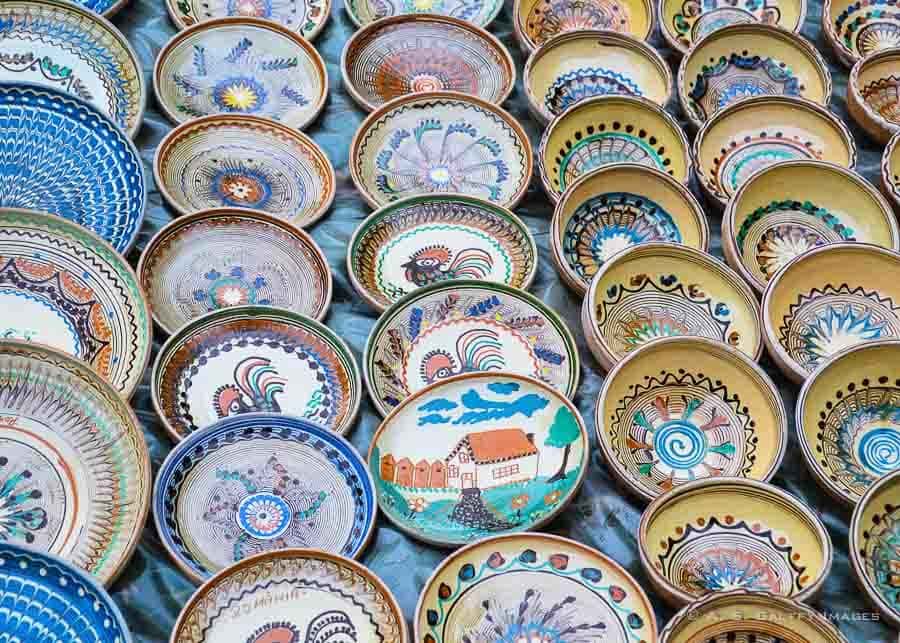 Romanian souvenirs: Horezu pottery