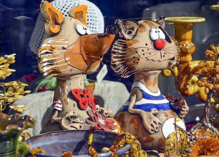 15 Authentic French Souvenirs You Should Buy in Paris