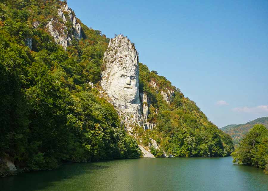 Decebal Monument, an interesting place to visit in Romania