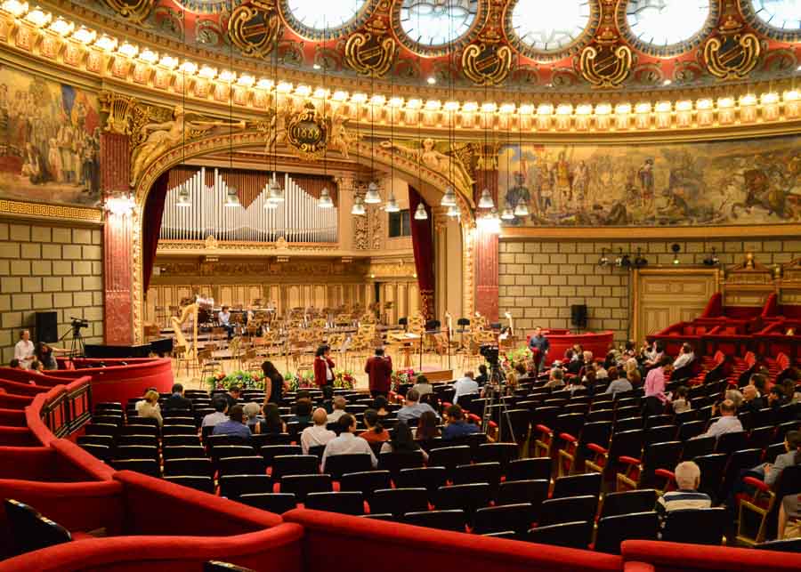 Inside the Romanian Athenaeum
