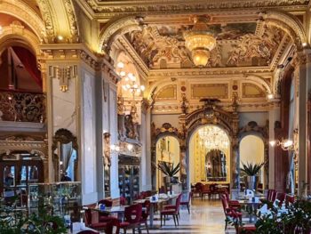Where to eat in Budapest - best restaurants and cafes