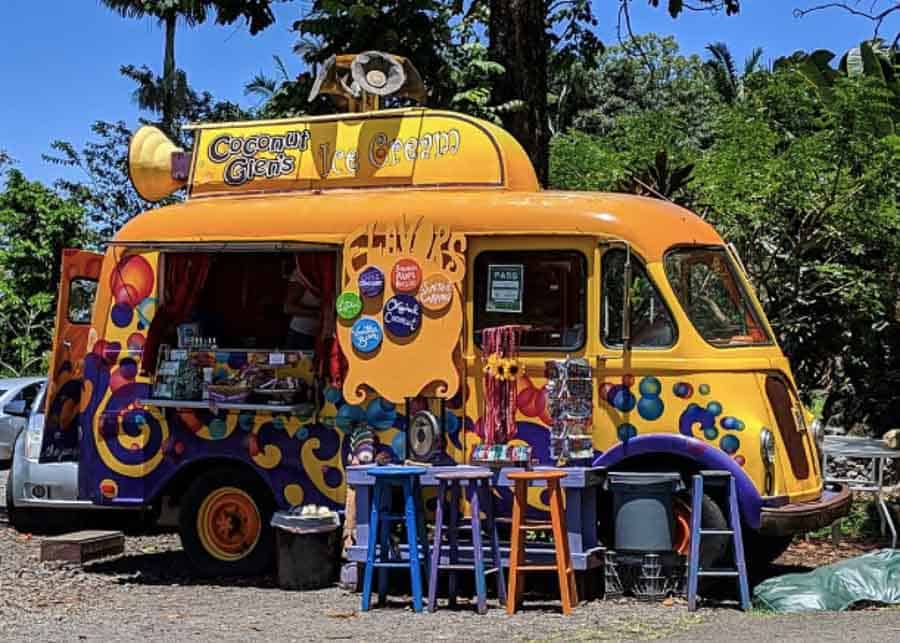 Food truck on the road to Hana