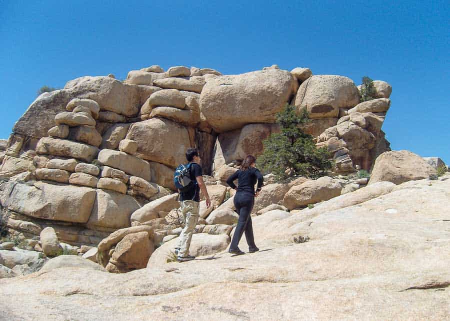 Hiking in Joshua Tree Park