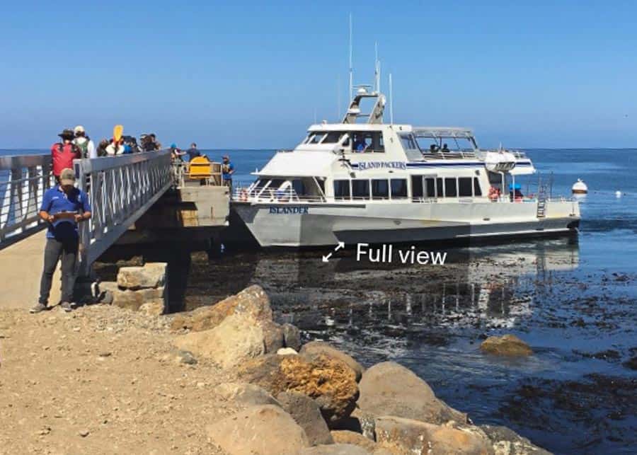 Boat to Santa Cruz