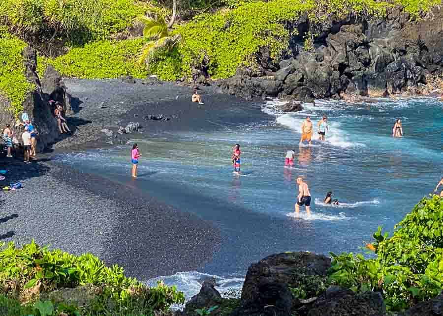 Where To Find The Best Black Sand Beaches In Maui