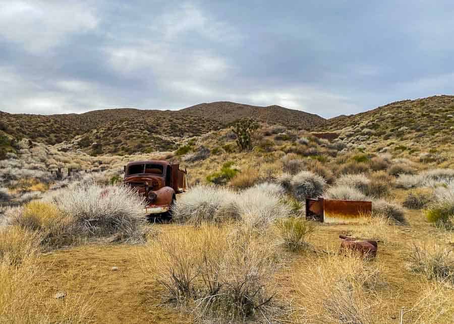 Old, rusted cars abandoned in Death Valley