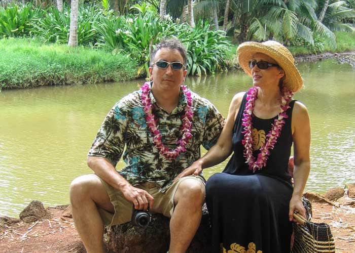 What to Wear in Hawaii – the Ultimate Male & Female Packing List