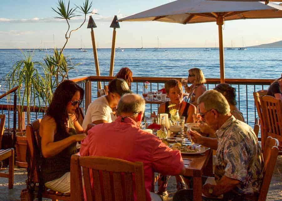 dining in Hawaii