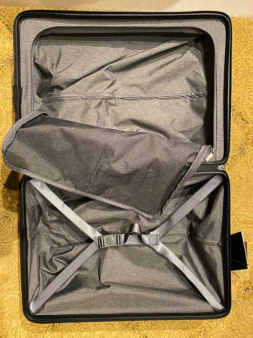 suitcase interior compartments