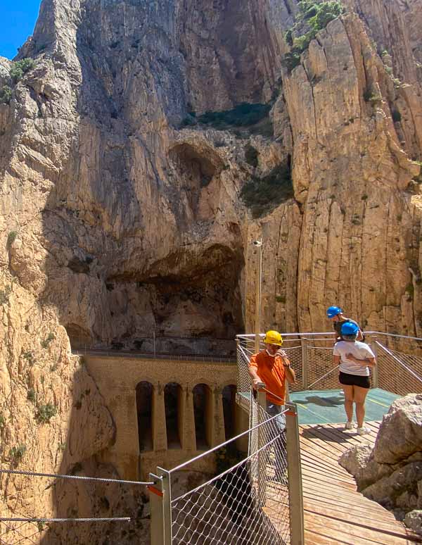 Viewing platform along the Caminito road