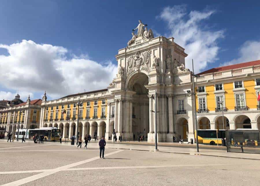 Plaça do Commercio, the starting point of our 3 days in Lisbon itinerary
