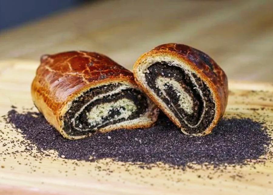 poppy seed roll