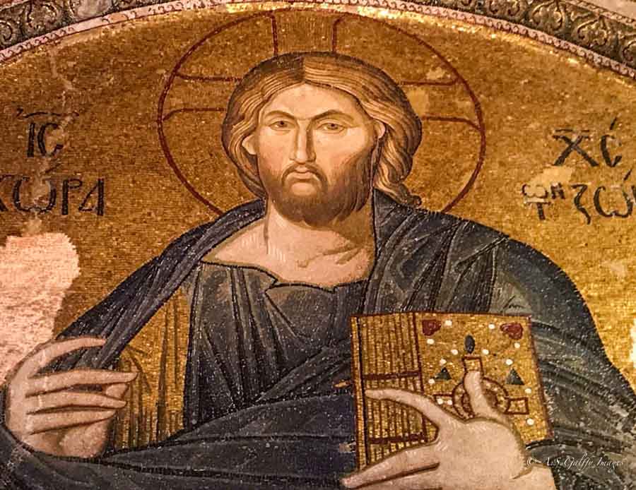 Mosaic depicting Christ 
