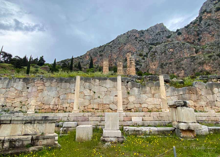 The Stoa of Athenians