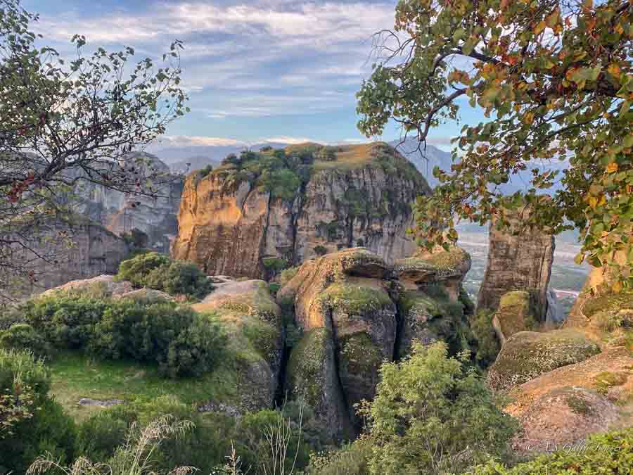 the rock formations at Meteora