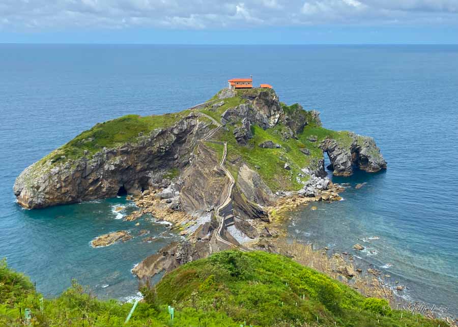 Gaztelugatxe, one of he most interesting stops on our Basque Country itinerary