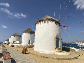 Is Mikonos worth visiting