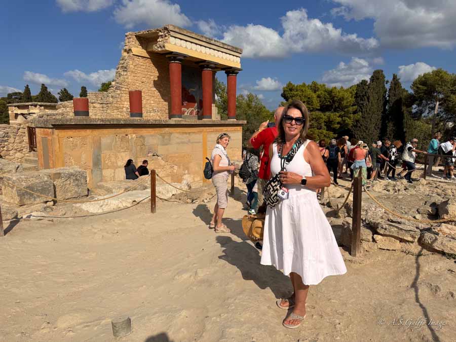 Visiting Knossos Palace on a Crete Itinerary