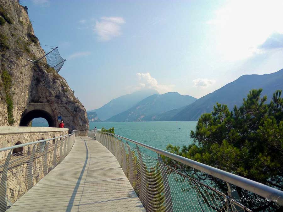 Ciclovia del Garda in Limone