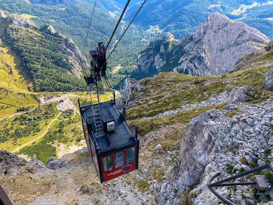 View of the hiking trail leading to the top of Lagazuoi Mountain